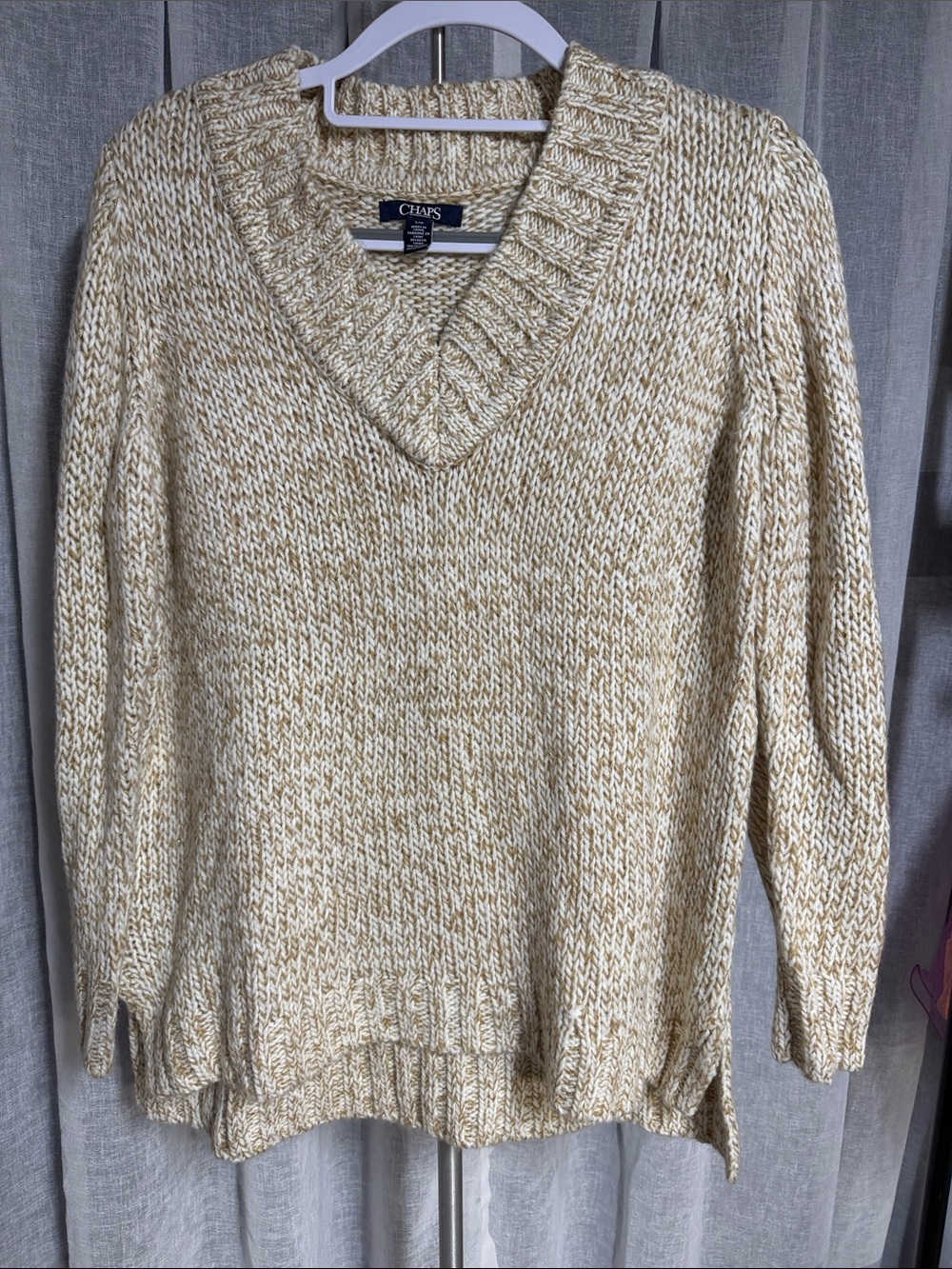 Chaps Cream Marled V-Neck Pullover Sweater. 0087